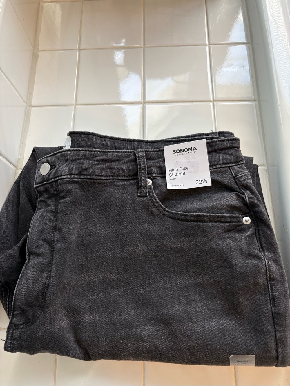 NWT Sonoma Women’s High-Rise Straight Jeans Size 22W Black